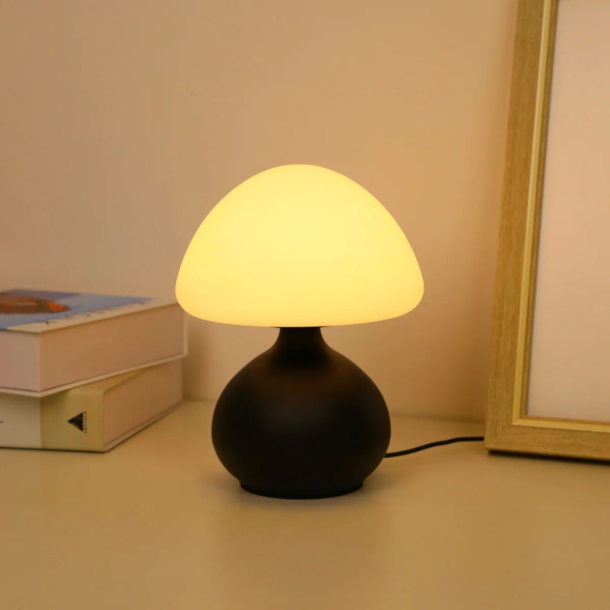 Modern Mushroom Table Lamp – 3-Color Dimmable Ambient Light